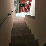 Cisterna's House 3* Neapel