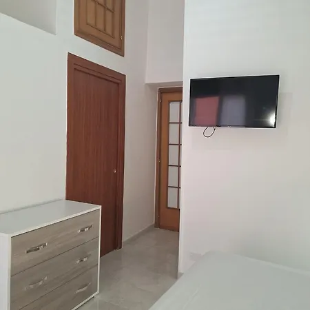 Pensionat Cisterna's House 3*