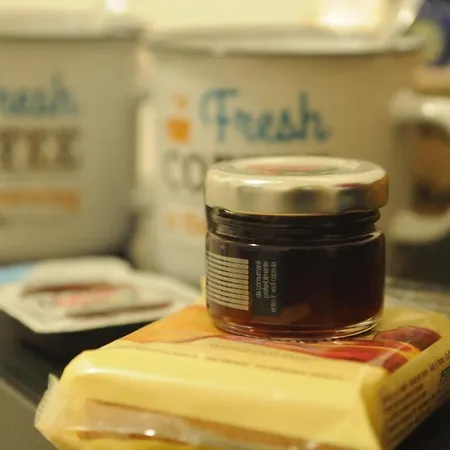 Cisterna's House 게스트하우스 4*